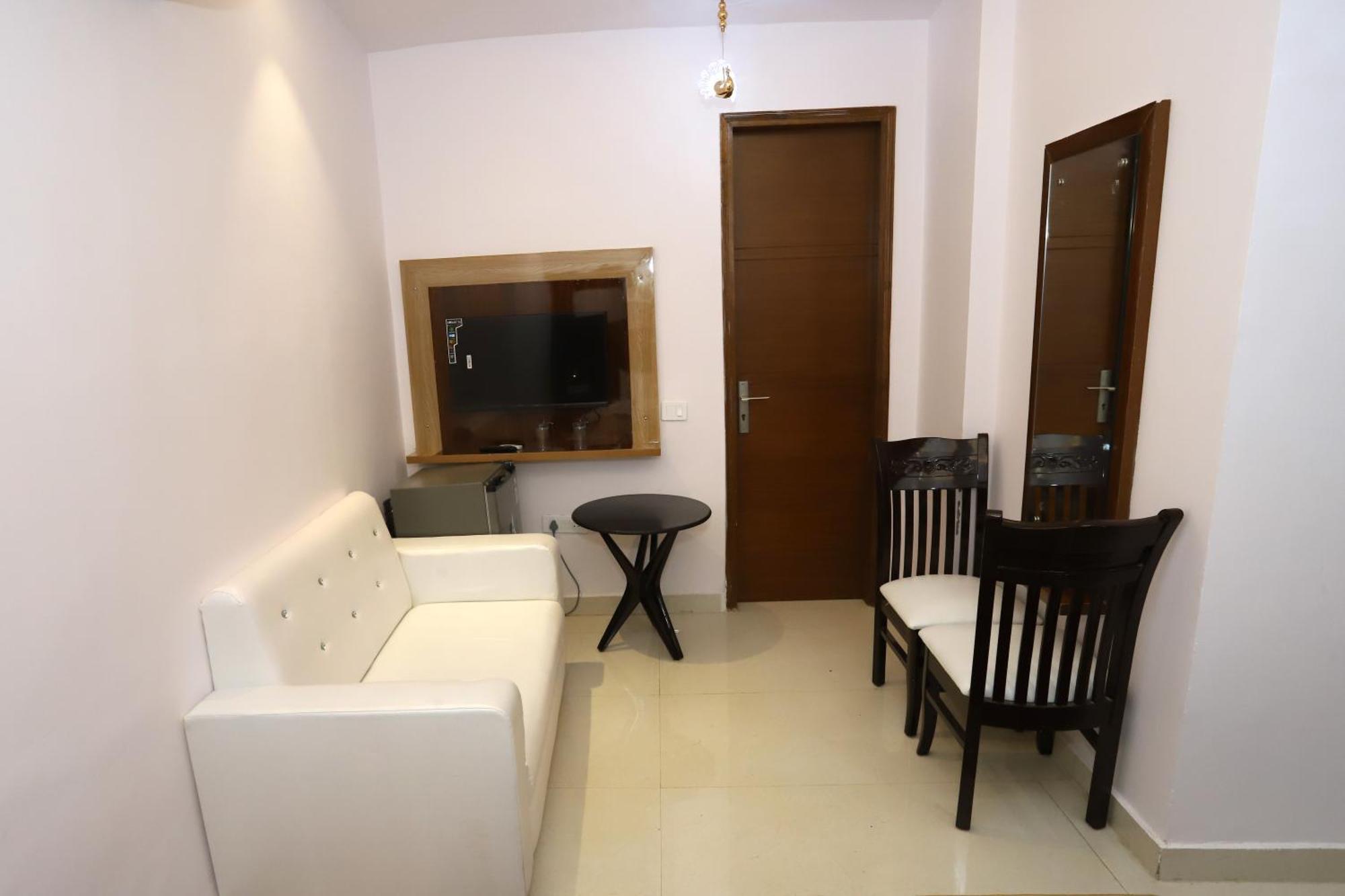 Vrindavan Guest House Nuova Delhi Esterno foto